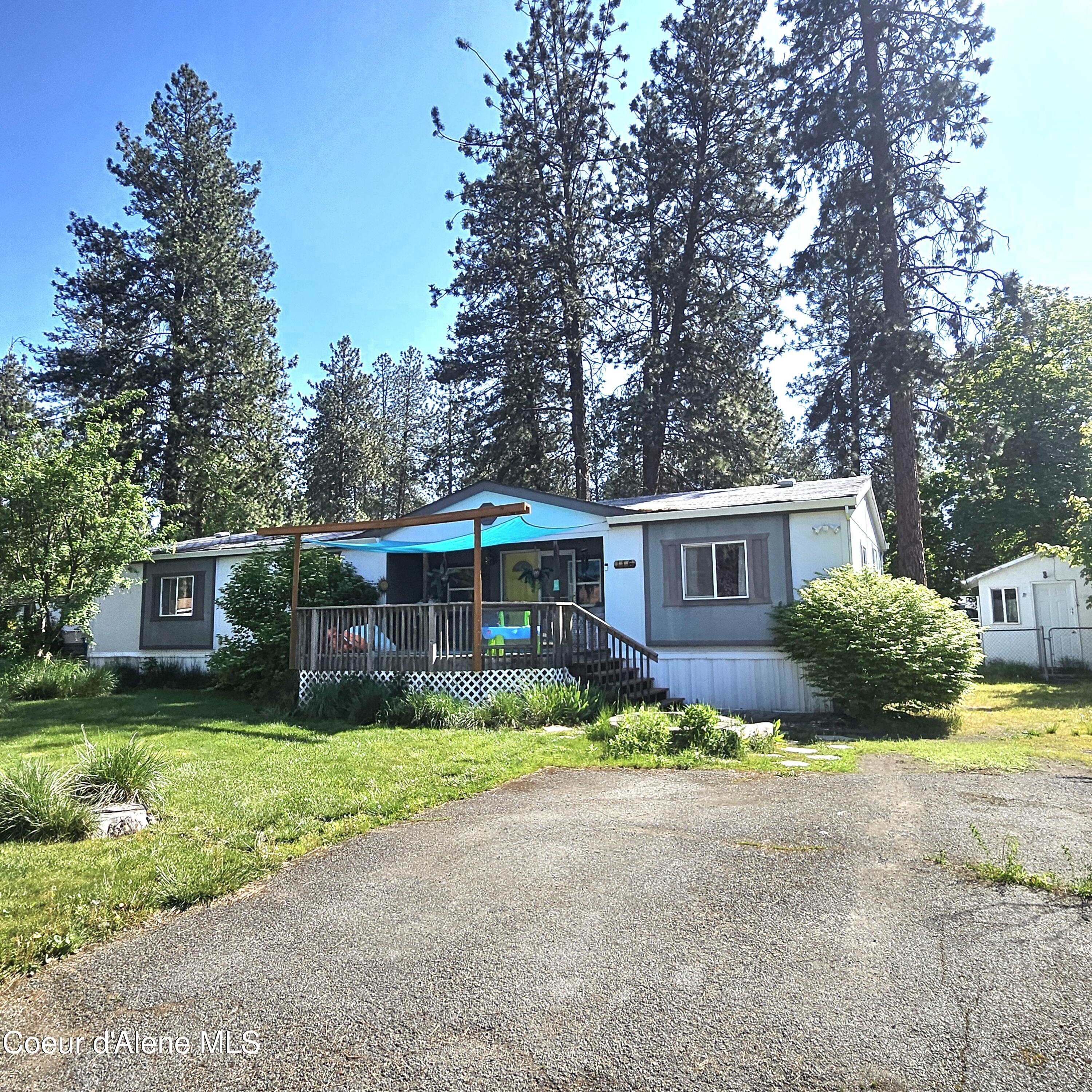 116 North Woolsey Court Post Falls, ID 83854 - Photo 2 of 39 driveway