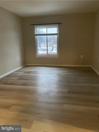 $1,950 | 10028 Stedwick Road, Unit 202, Montgomery Village, MD 20886