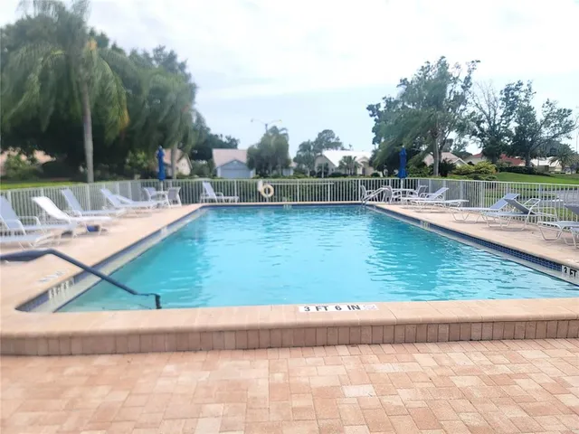 $175,000 | 6507 Stone River Road, Unit 302, Bradenton, FL 34203