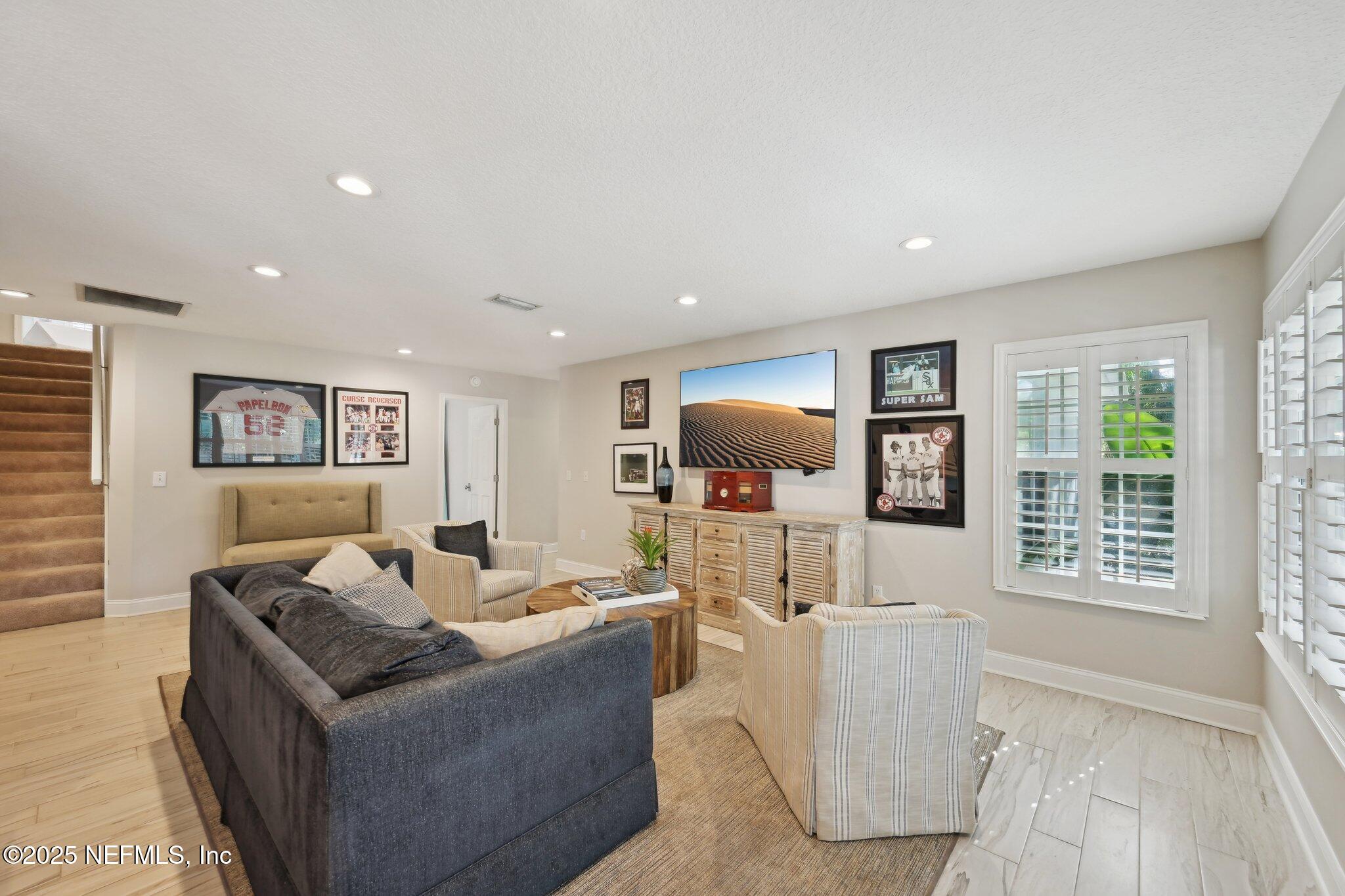 467 Inland Way Atlantic Beach, FL 32233 - Photo 10 of 60 10-web-or-mls-Inland Way-010