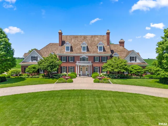 $1,595,000 | 18775 Unsicker Road, Groveland, IL 61535