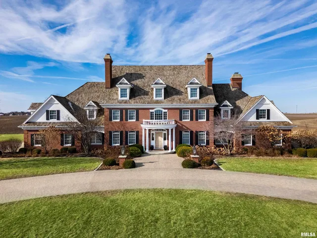 $1,595,000 | 18775 Unsicker Road, Groveland, IL 61535