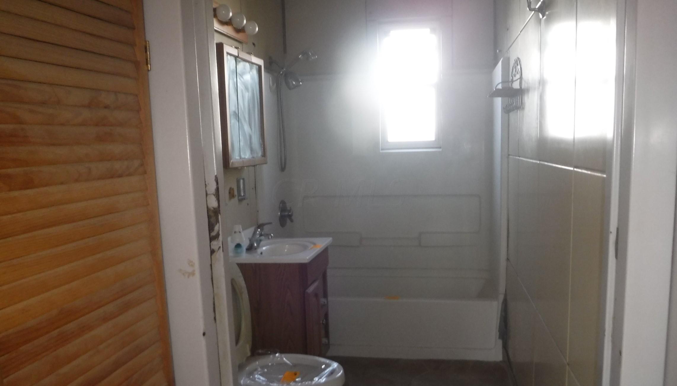 710 Rutter Avenue Lancaster, OH 43130 - Photo 9 of 11 Gallery Image 9