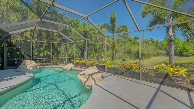 $850,000 | 7407 Green Street, Bradenton, FL 34201
