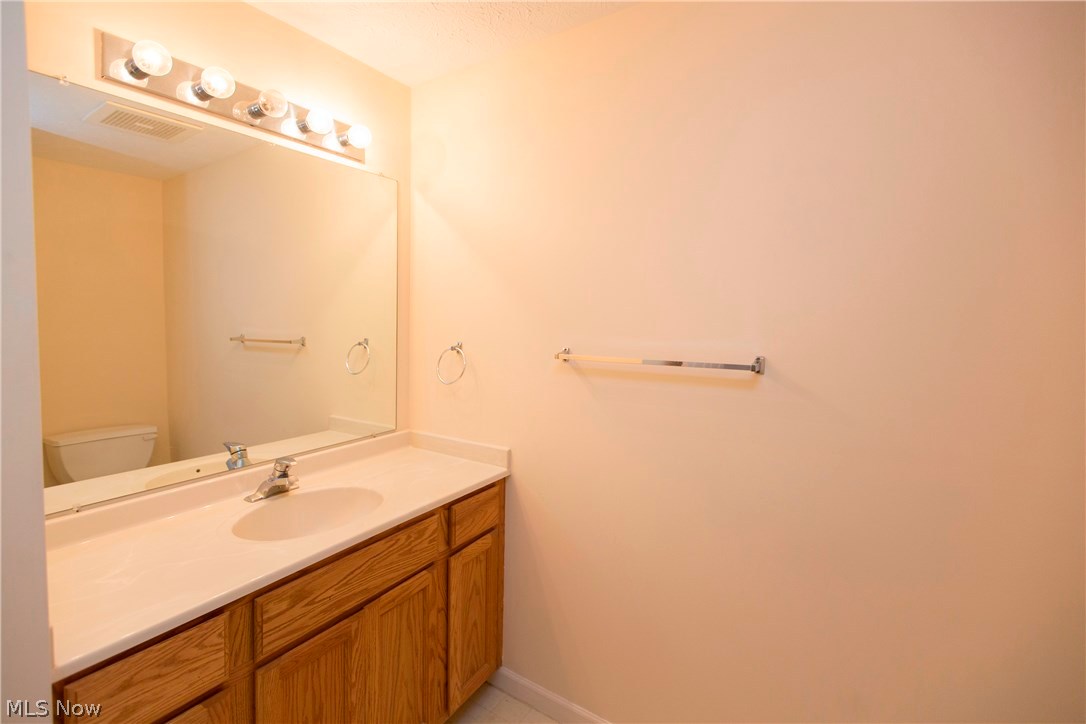 29846 Center Ridge Road, Unit 212 Westlake, OH 44145 - Photo 14 of 17 Gallery Image 14