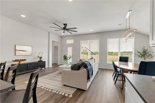 $2,500 | 3572 Pointe Du Hoc Drive, Bryan, TX 77808