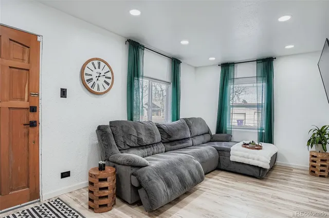 $475,000 | 4400 West 4th Avenue, Denver, CO 80219