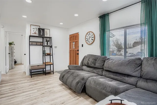 $475,000 | 4400 West 4th Avenue, Denver, CO 80219