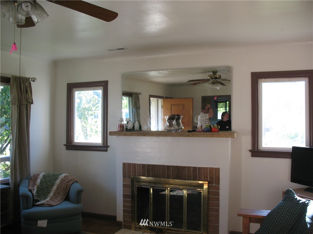 303 Morgan Road Everett, WA 98203 - Photo 9 of 14