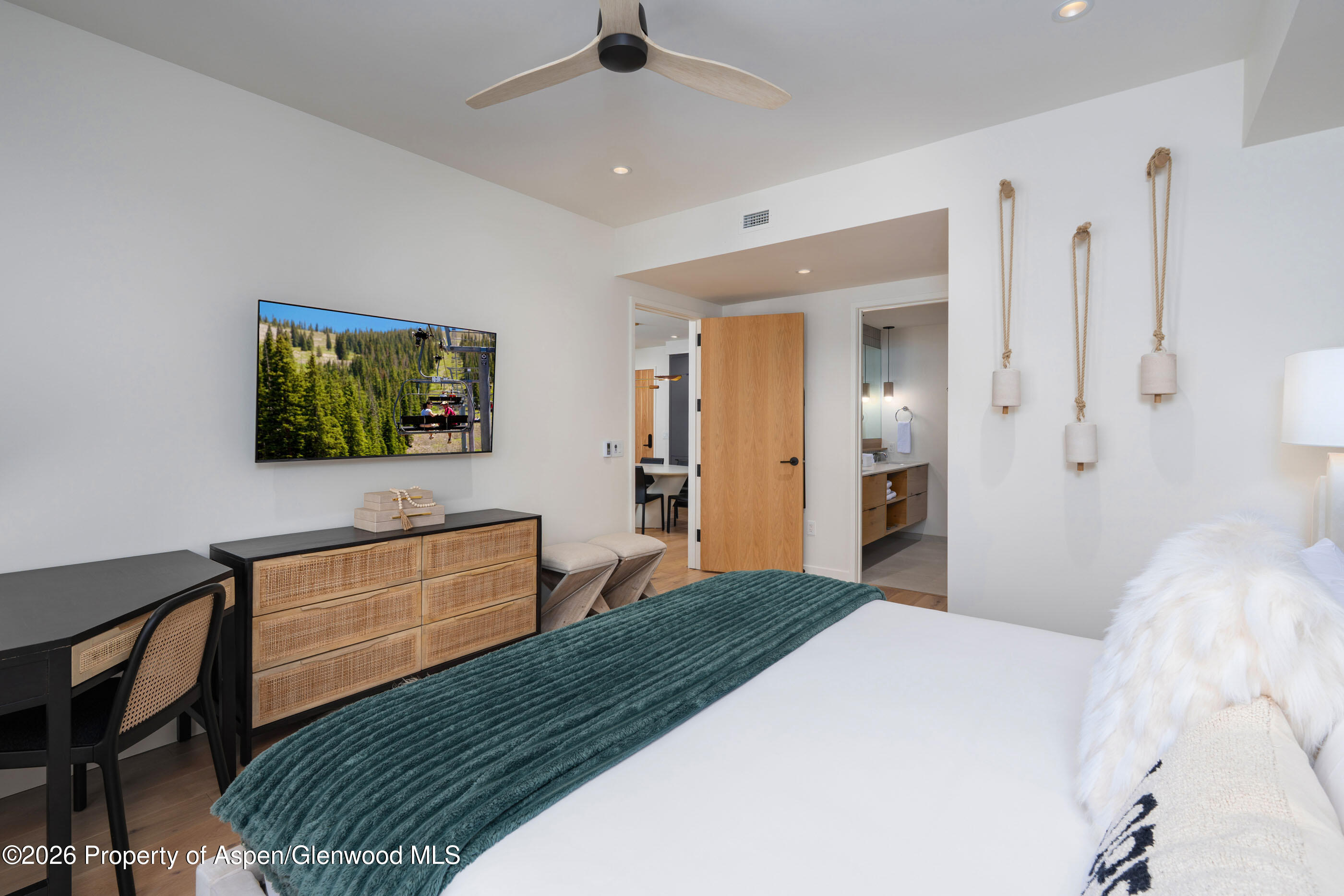 119 Wood Road, Unit 503 Snowmass Village, CO 81615 - Photo 8 of 24 Primary Bedroom