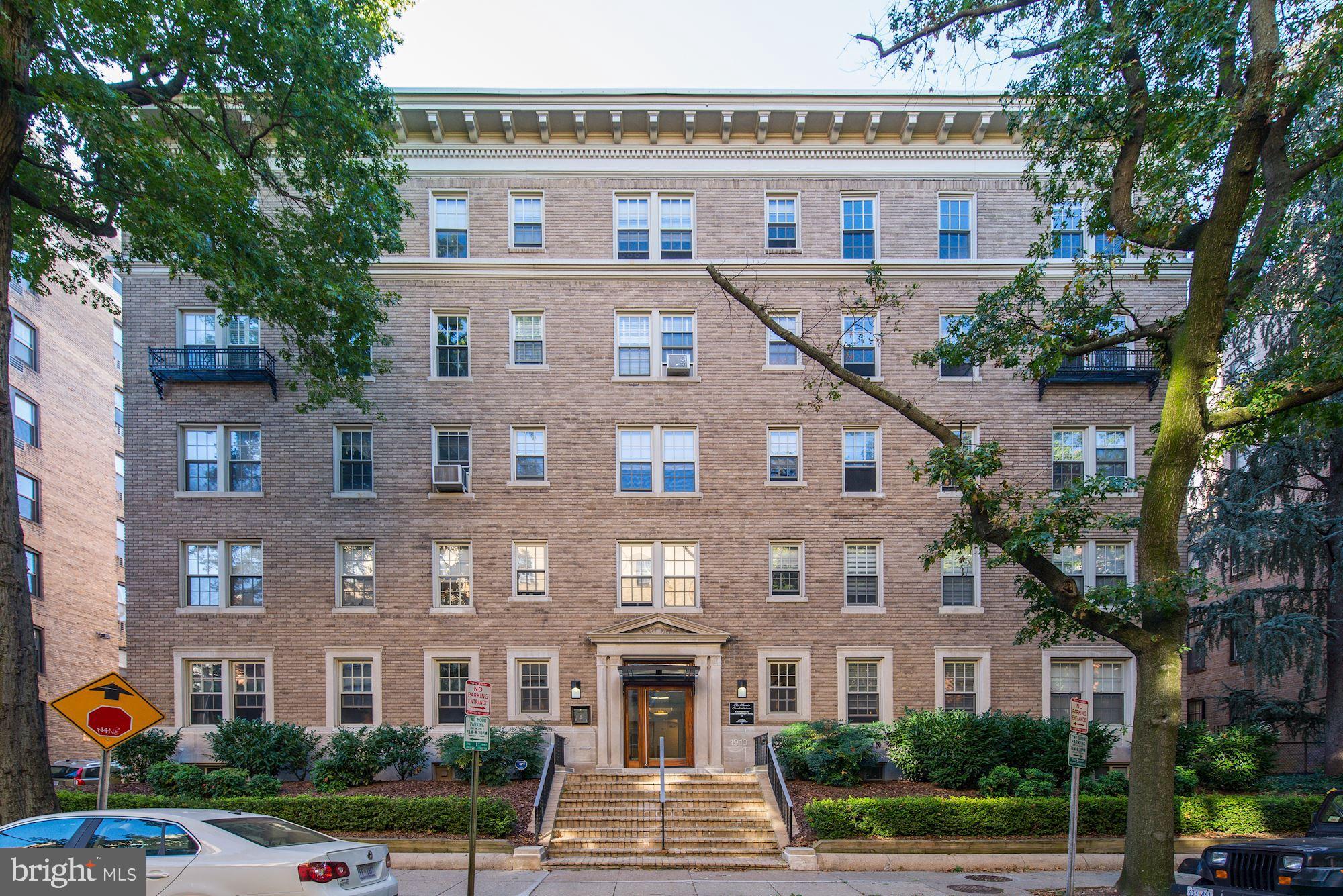 1910 Kalorama Road Northwest, Unit 2 Washington, DC 20009 - Photo 2 of 21