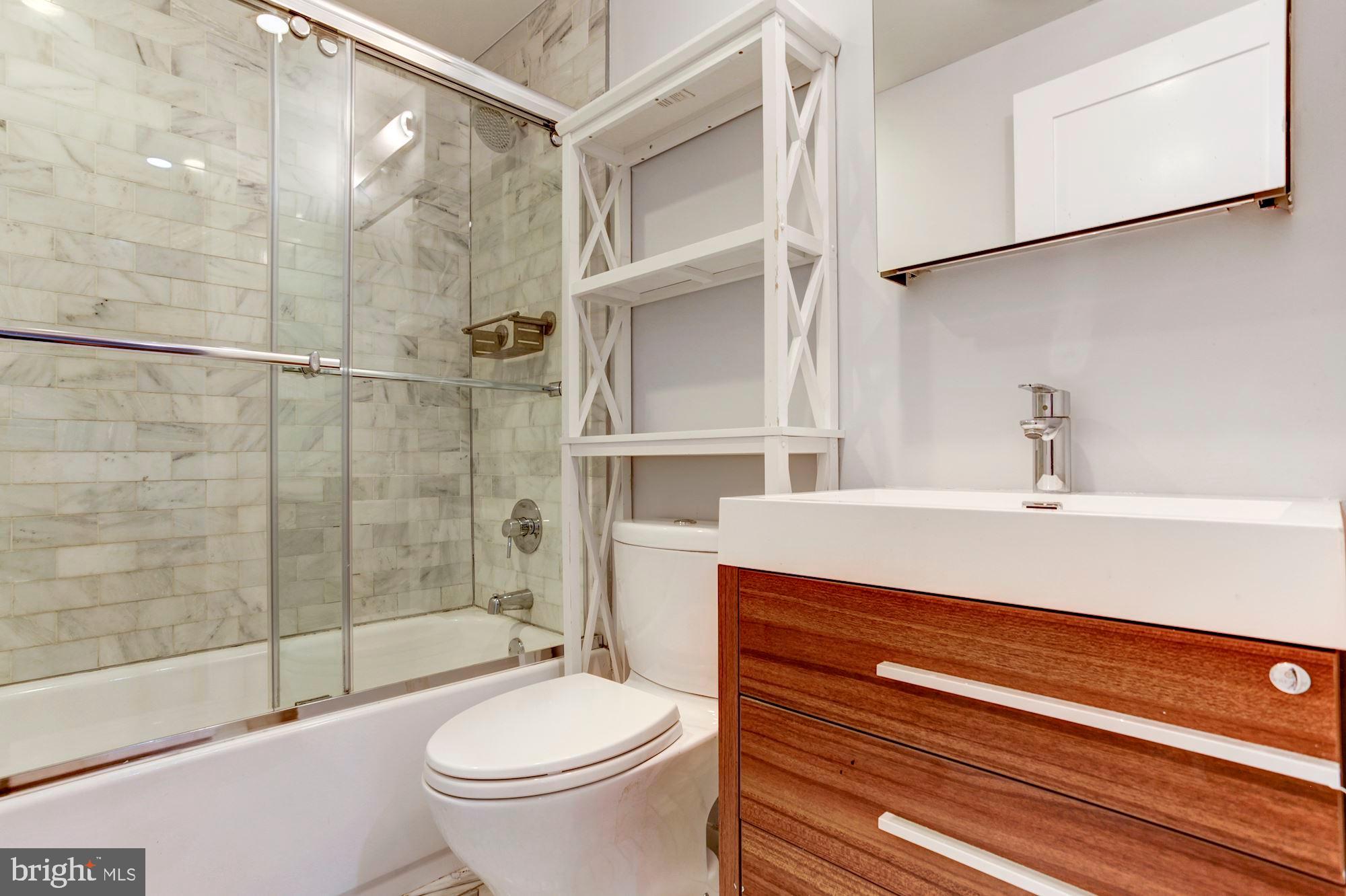 1910 Kalorama Road Northwest, Unit 2 Washington, DC 20009 - Photo 9 of 21