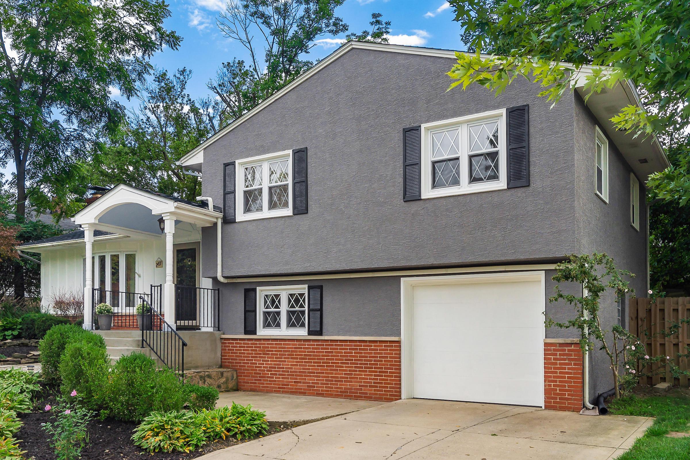 2497 Fishinger Road Columbus, OH 43221 - Photo 3 of 40