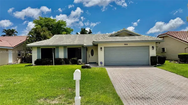 $484,900 | 7905 Cloverfield Circle, Boca Raton, FL 33433