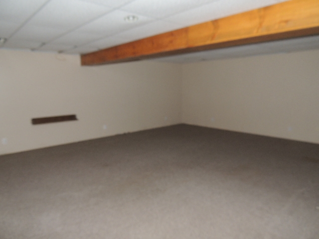 15130 Hand Road Fort Wayne, IN 46818 - Photo 14 of 16