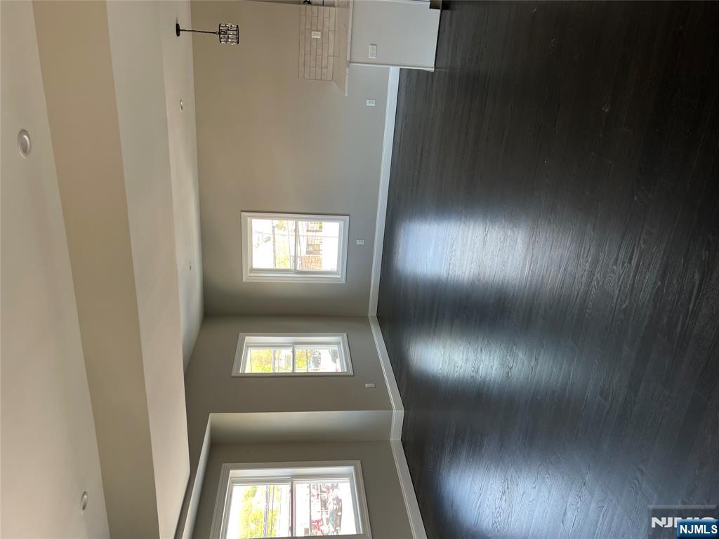 421 Haledon Avenue Haledon, NJ 07508 - Photo 5 of 15