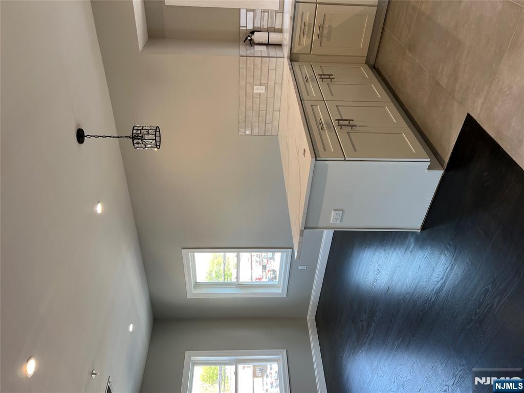 421 Haledon Avenue Haledon, NJ 07508 - Photo 7 of 15