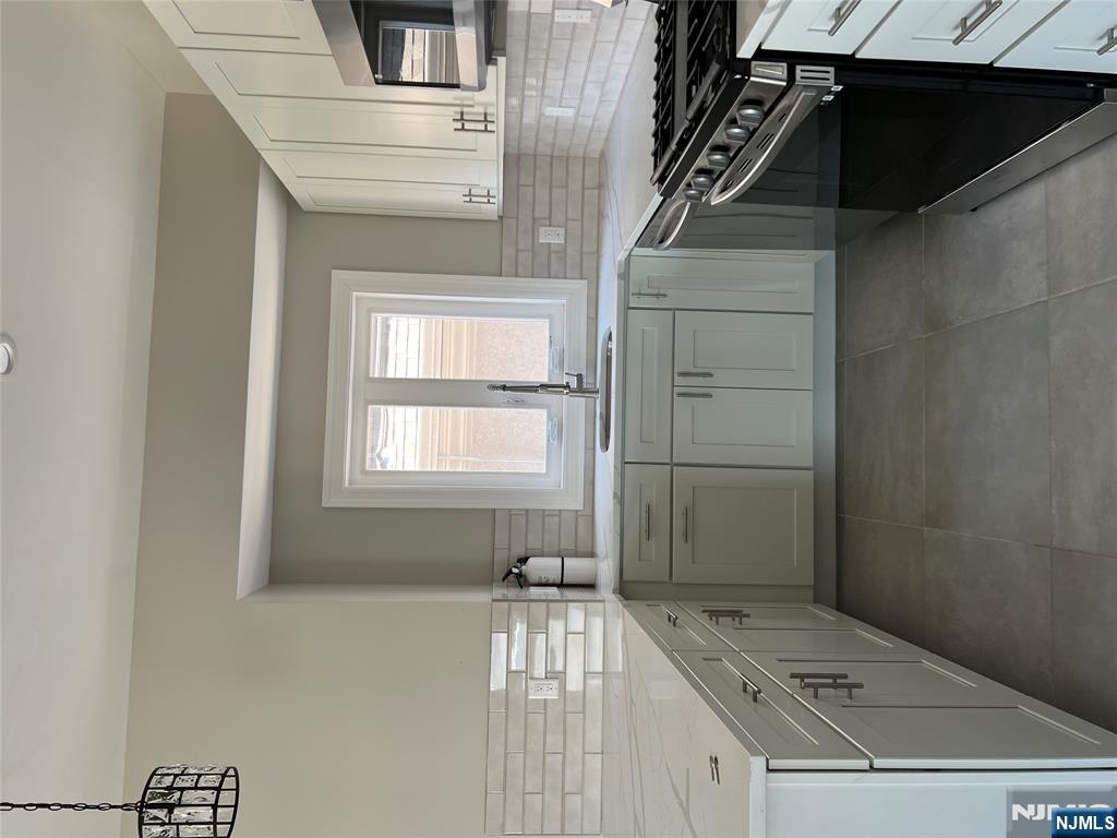 421 Haledon Avenue Haledon, NJ 07508 - Photo 8 of 15