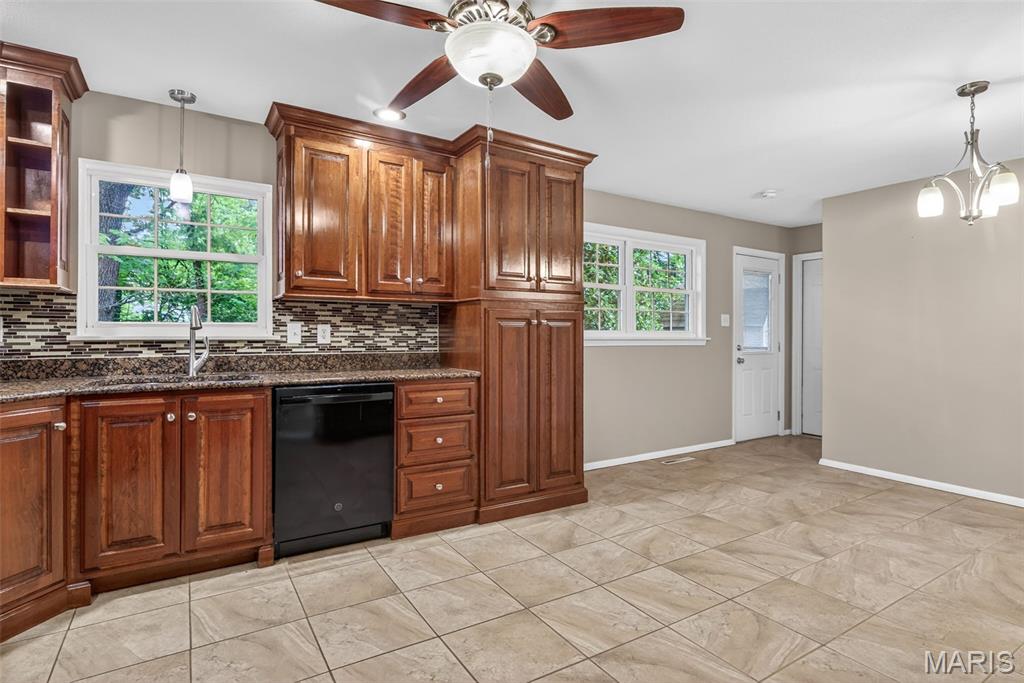 2580 South Ridge Lane Festus, MO 63028 - Photo 21 of 44