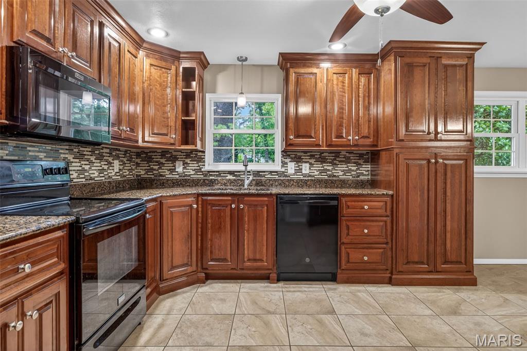 2580 South Ridge Lane Festus, MO 63028 - Photo 22 of 44