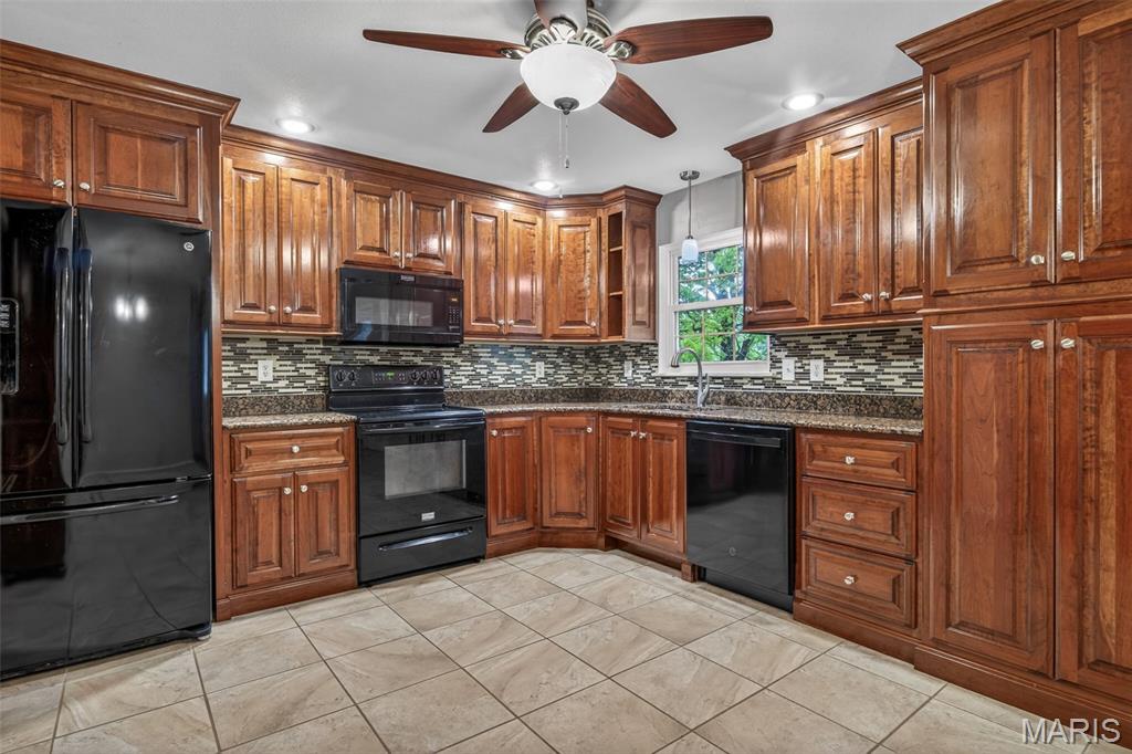 2580 South Ridge Lane Festus, MO 63028 - Photo 24 of 44