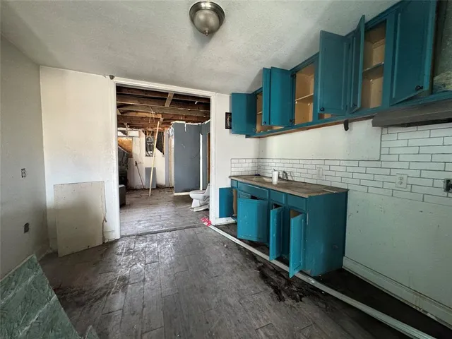 a view of a storage & utility room