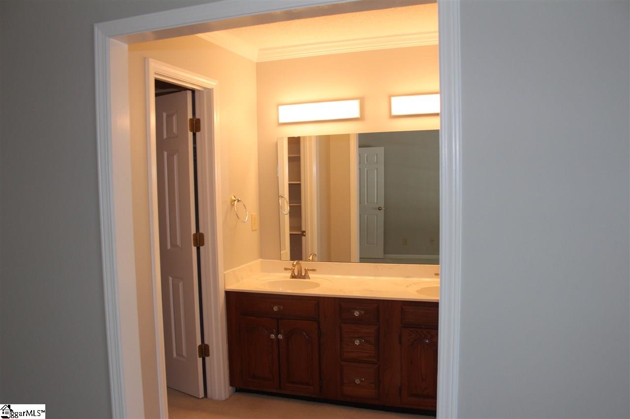 409 Quail Run Circle Fountain Inn, SC 29644 - Photo 18 of 36 Gallery Image 18