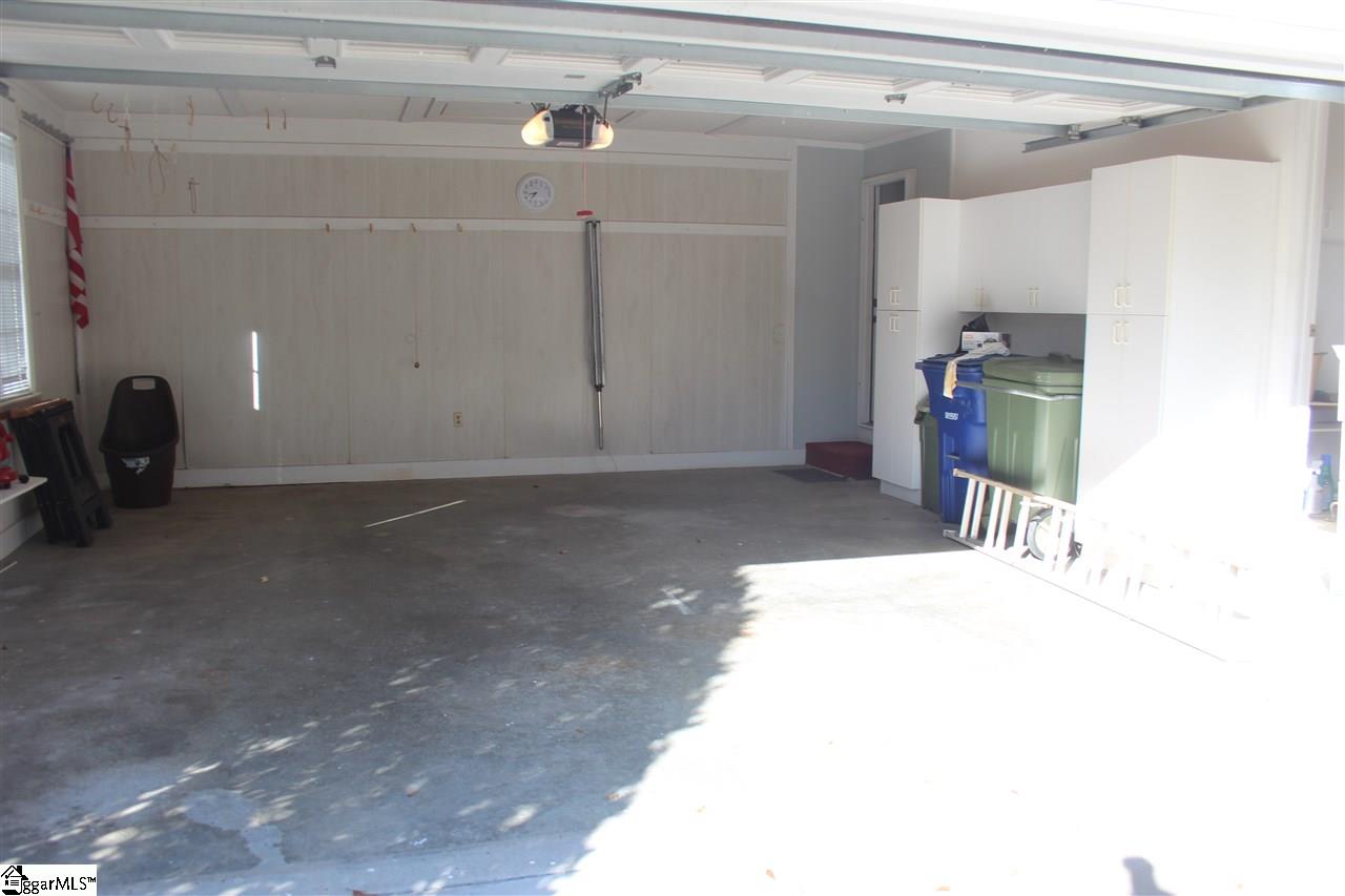 409 Quail Run Circle Fountain Inn, SC 29644 - Photo 32 of 36 Gallery Image 32