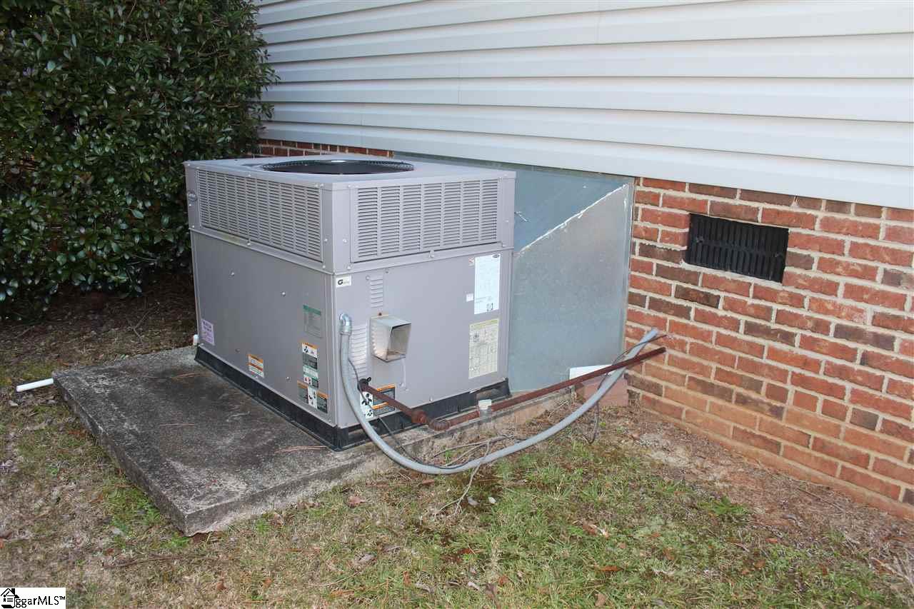 409 Quail Run Circle Fountain Inn, SC 29644 - Photo 36 of 36 Gallery Image 36