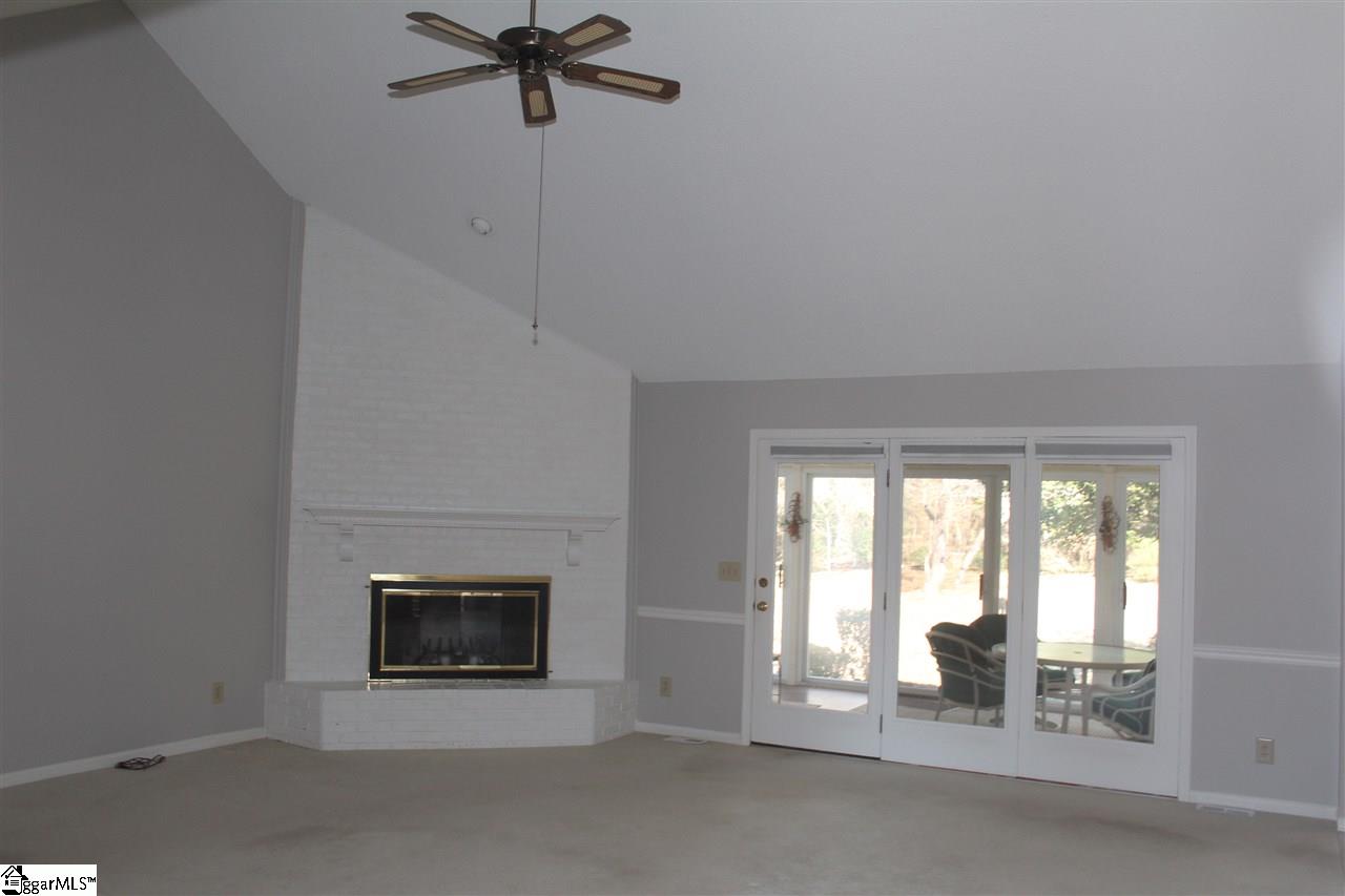 409 Quail Run Circle Fountain Inn, SC 29644 - Photo 7 of 36 Gallery Image 7