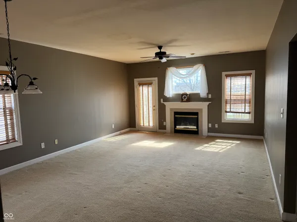 $304,500 | 9663 Stonewall Lane, Avon, IN 46123