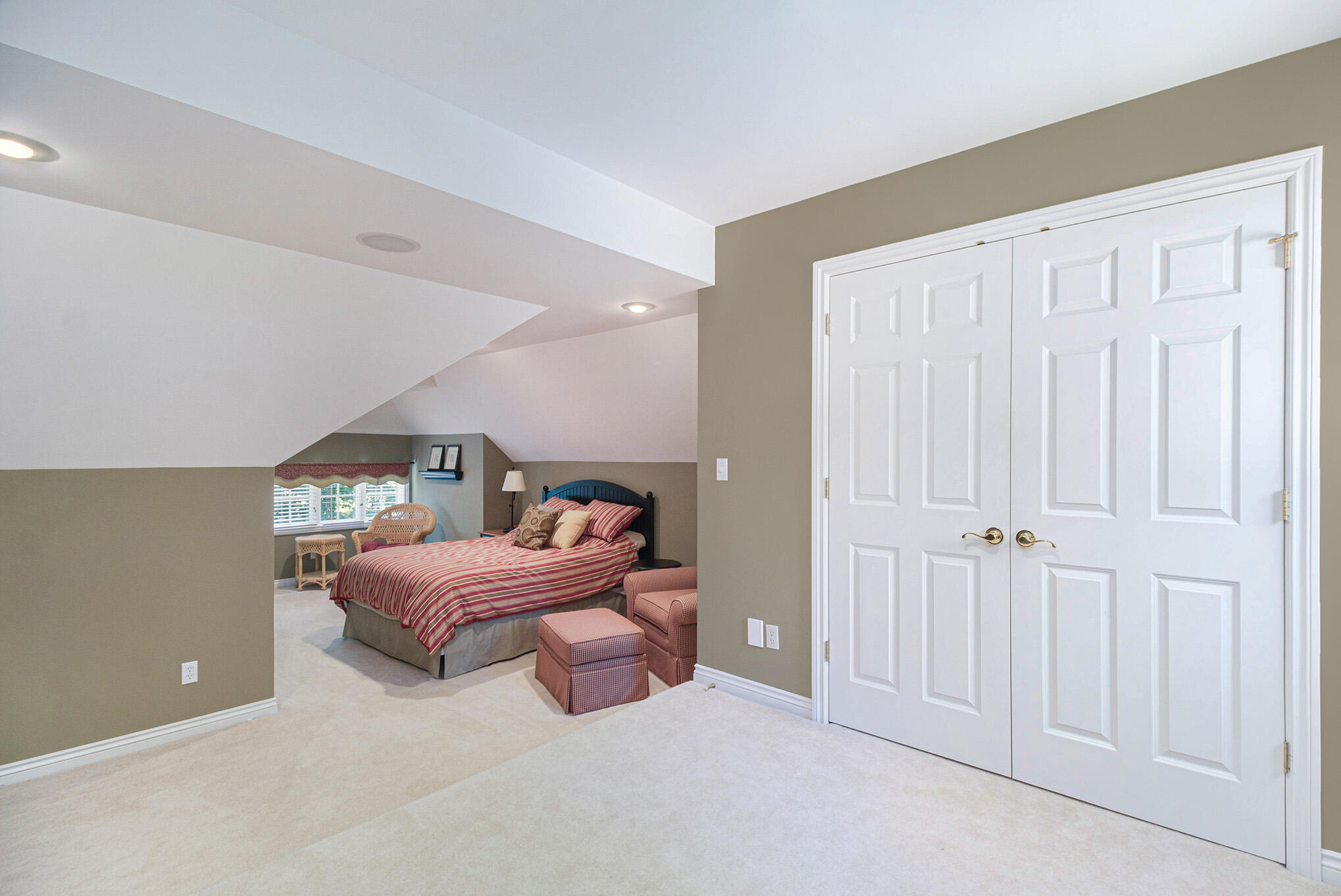 1722 Kilgore Road Kalamazoo, MI 49008 - Photo 24 of 33 DSCF9728