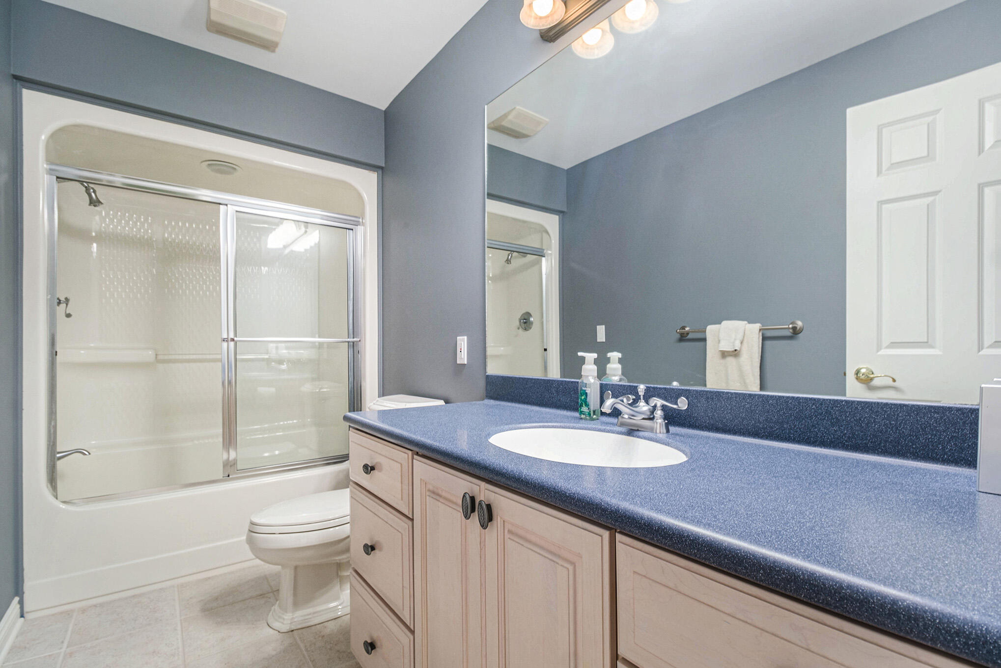 1722 Kilgore Road Kalamazoo, MI 49008 - Photo 25 of 33 DSCF9732