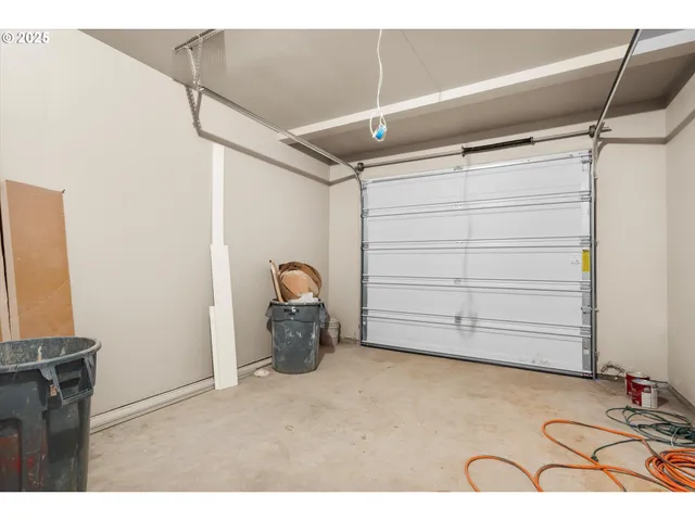 $520,000 | 6325 Southeast Chloe Rose Way, Milwaukie, OR 97267