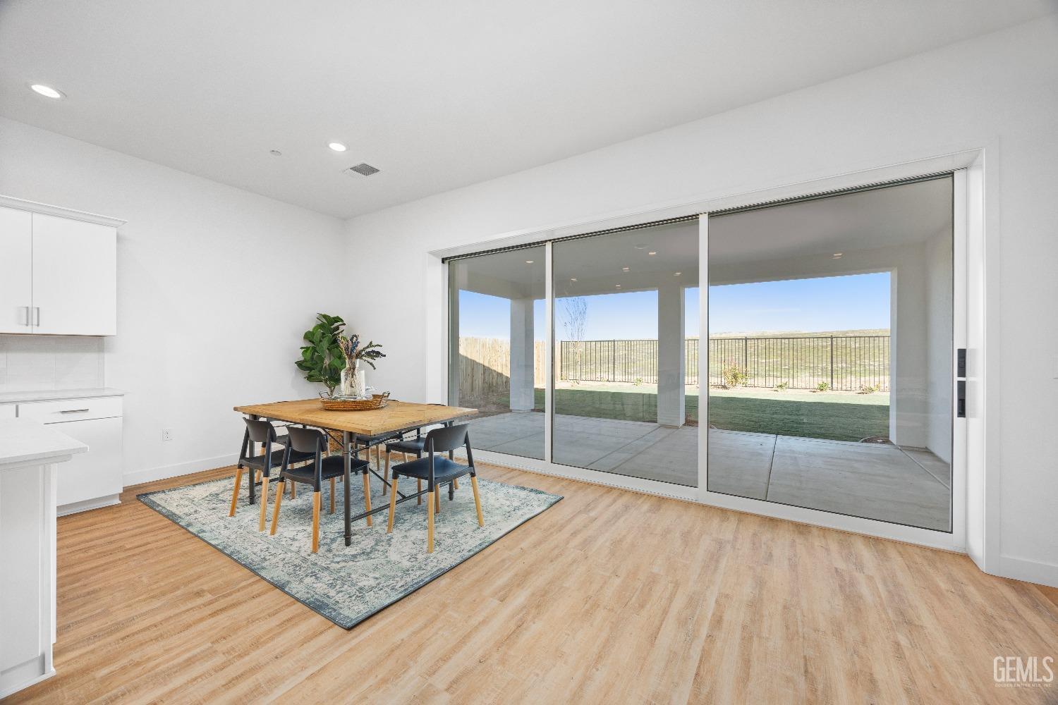 Undisclosed Address Bakersfield, CA 93314 - Photo 31 of 36 a dining room with furniture and window