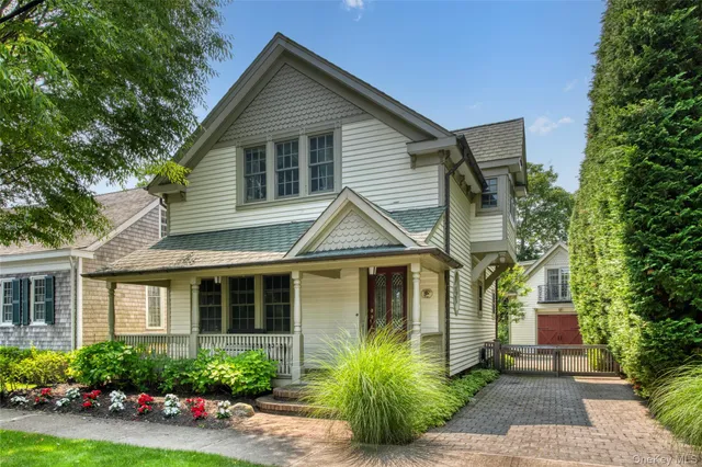 $980,000 | 1740 Village Lane, Orient, NY 11957