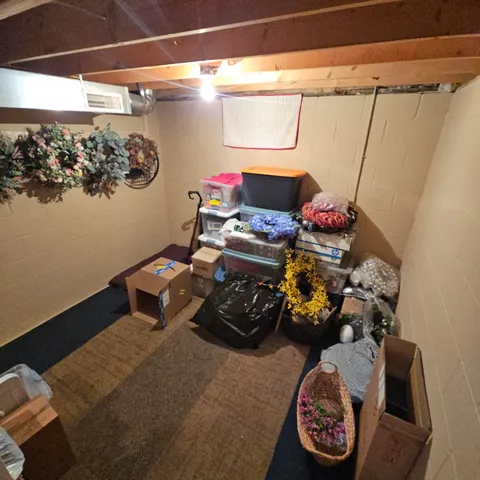 $385,900 | 9138 White Pine Drive, Stanwood, MI 49346