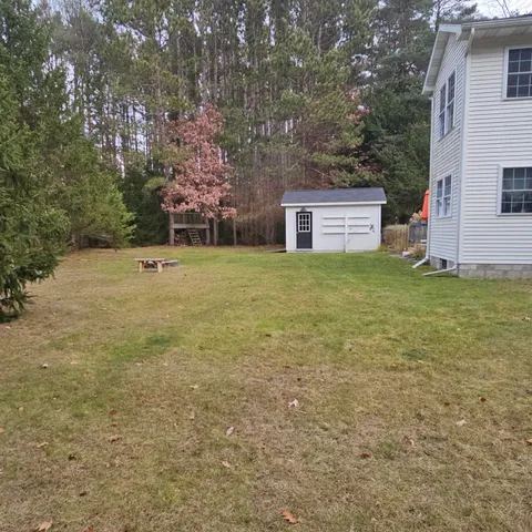 $385,900 | 9138 White Pine Drive, Stanwood, MI 49346