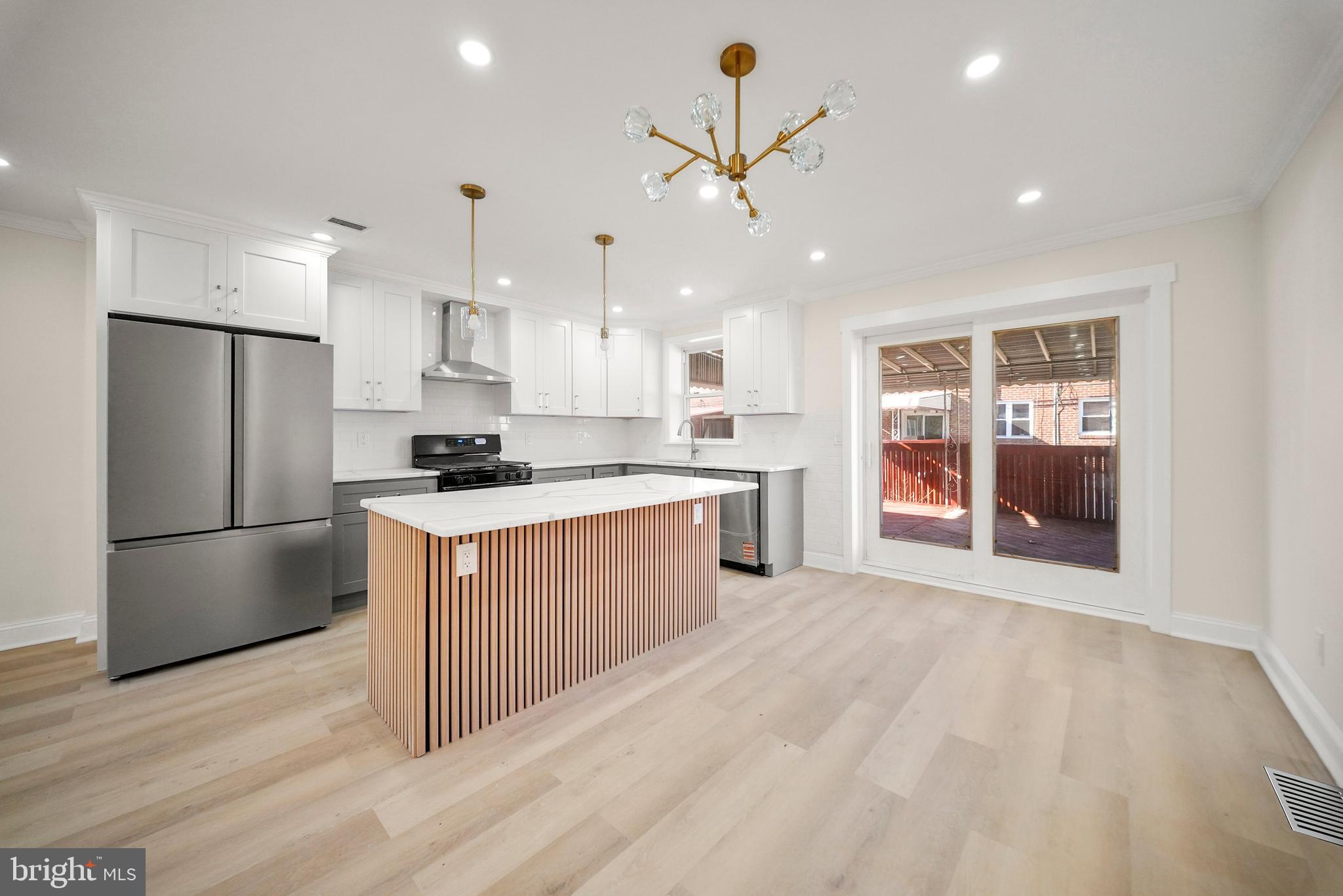 8630 Bayard Street Philadelphia, PA 19150 - Photo 4 of 28
