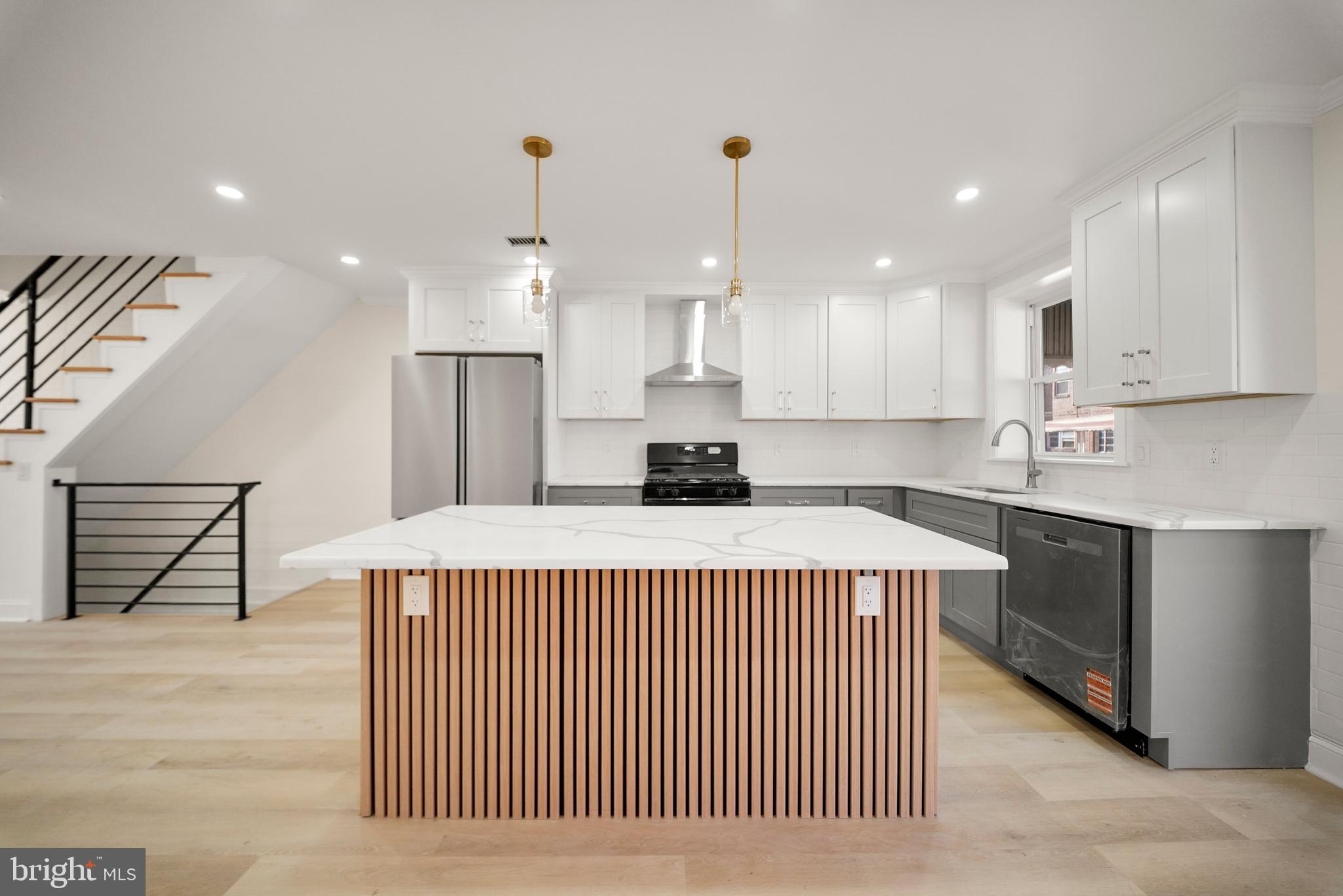 8630 Bayard Street Philadelphia, PA 19150 - Photo 7 of 28