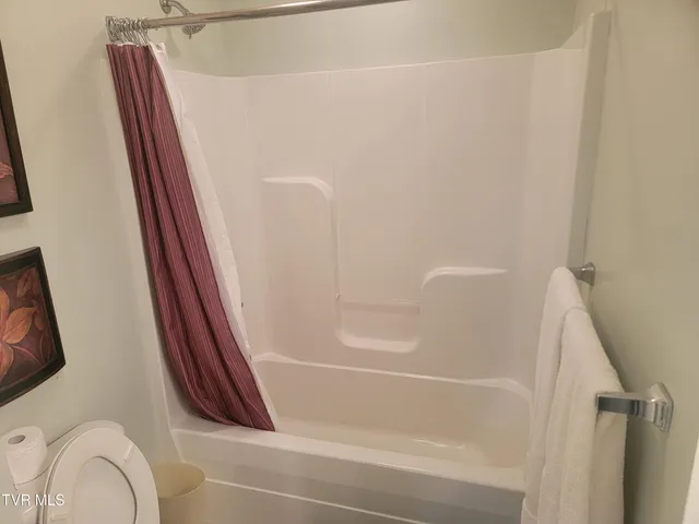 $249,750 | 210 Raceday Center Drive, Unit 1505, Bristol, TN 37620