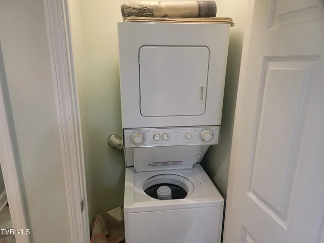 $249,750 | 210 Raceday Center Drive, Unit 1505, Bristol, TN 37620