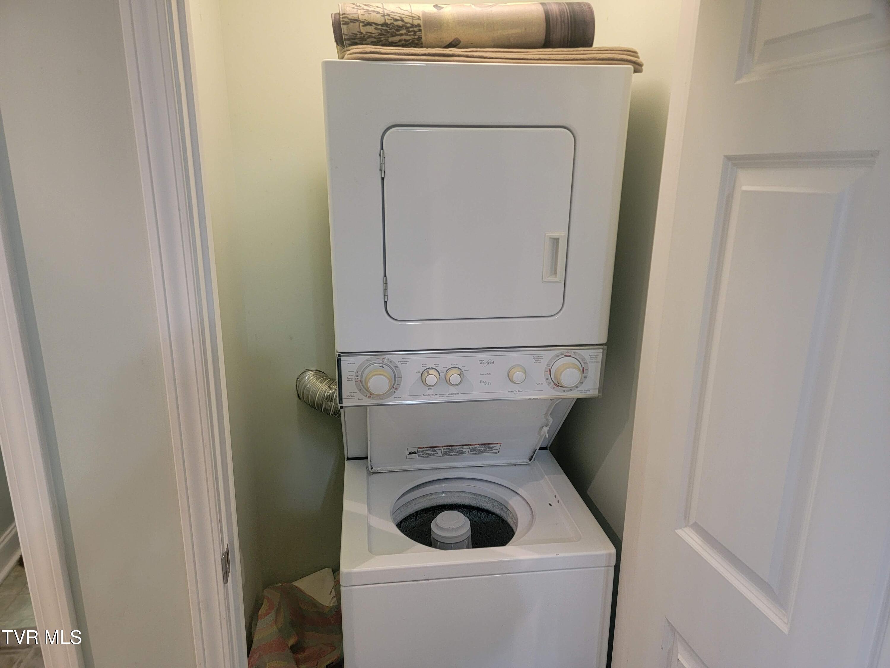 210 Raceday Center Drive, Unit 1505 Bristol, TN 37620 - Photo 19 of 69 20250620_190609