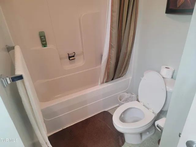 $249,750 | 210 Raceday Center Drive, Unit 1505, Bristol, TN 37620