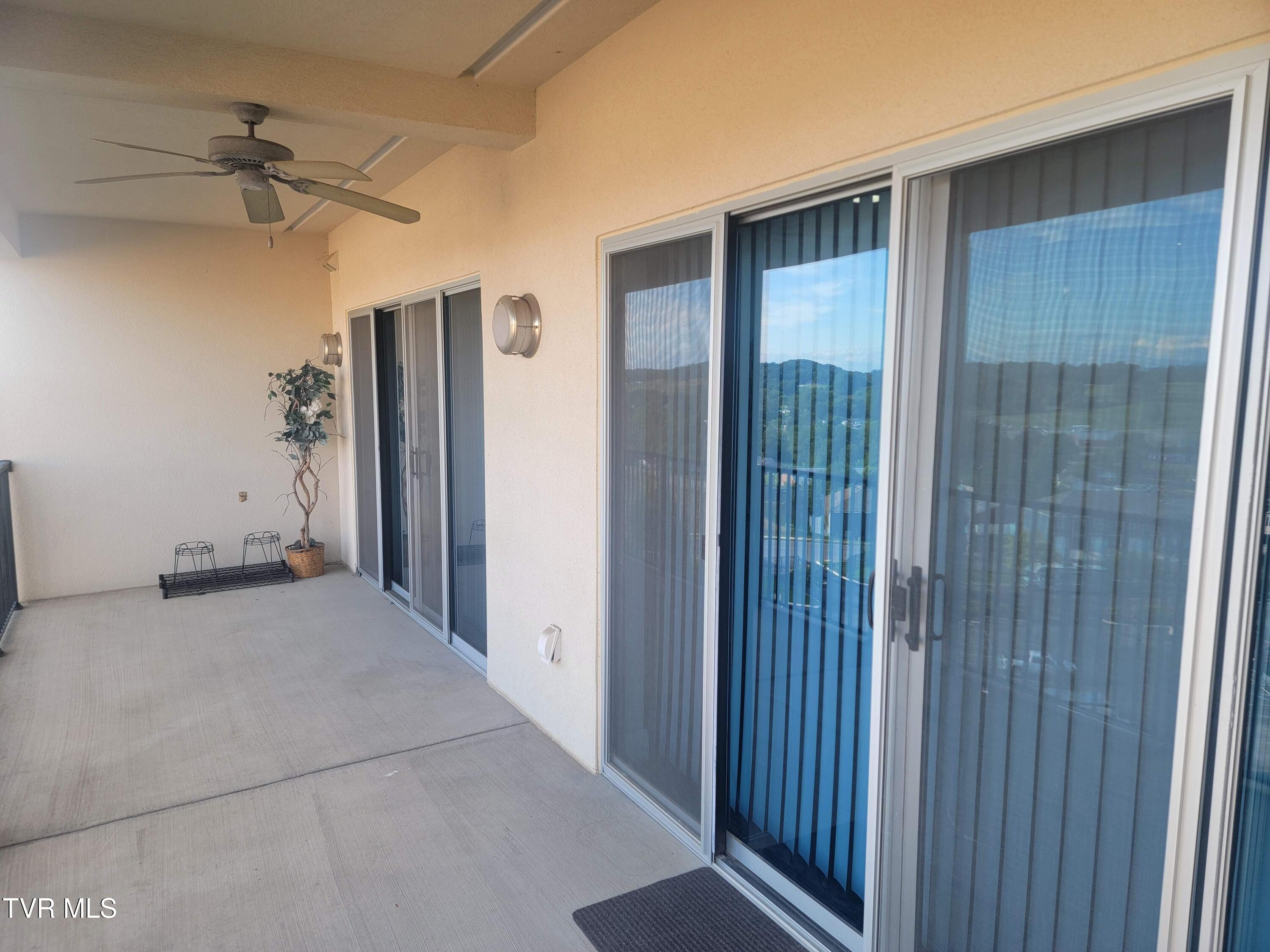 210 Raceday Center Drive, Unit 1505 Bristol, TN 37620 - Photo 35 of 69 20250620_190747