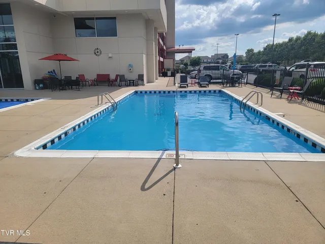 $249,750 | 210 Raceday Center Drive, Unit 1505, Bristol, TN 37620