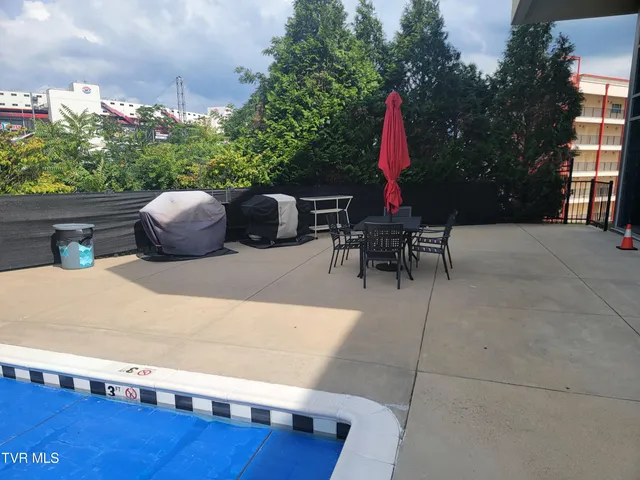 $249,750 | 210 Raceday Center Drive, Unit 1505, Bristol, TN 37620