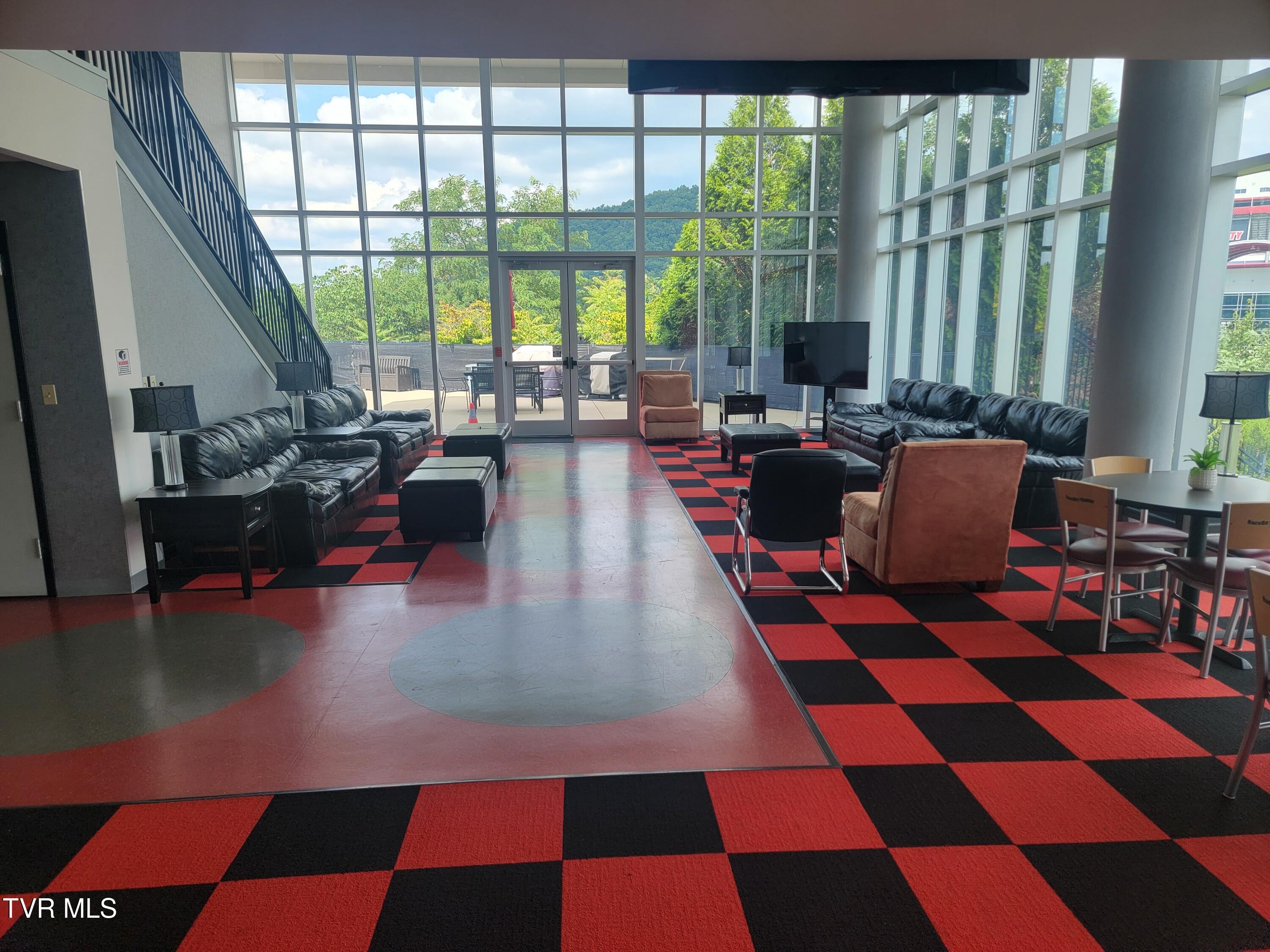 210 Raceday Center Drive, Unit 1505 Bristol, TN 37620 - Photo 57 of 69 20250630_164412