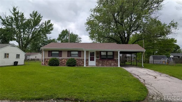 $1,900 | 809 Jacobs Lane, O'Fallon, MO 63366