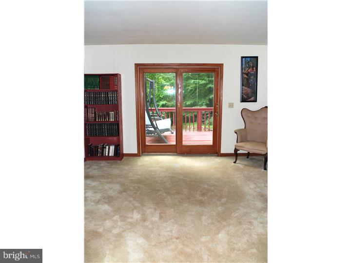 1838 Sawmill Road Spring City, PA 19475 - Photo 9 of 25 Living Room